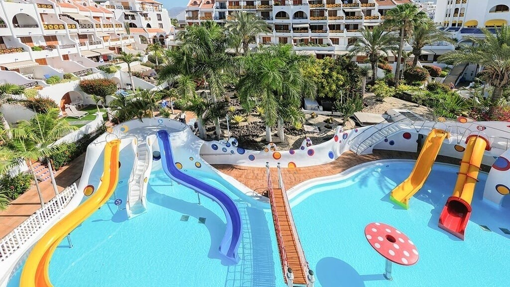 Parque Santiago III and IV Apartments